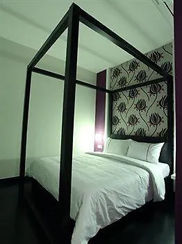 **  J Hotel Johor Bahru Malaysia